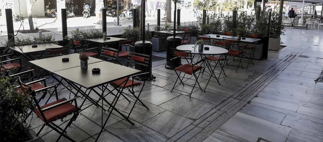 Εστίαση: Έρχεται μείωση στο ΦΠΑ - Πιο φθηνά ο καφές και τα αναψυκτικά